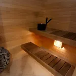 Spacious 2br In Yacht Club Sauna And Great Views Lejlighed *