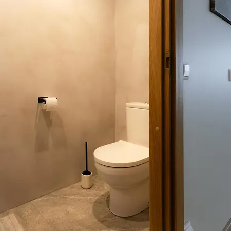 Yacht Club 2Br Apartment Near Paernu Beach, Sauna, Free Parking Апартаменти