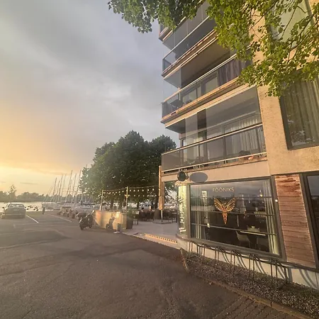 Spacious 2br In Yacht Club Sauna And Great Views